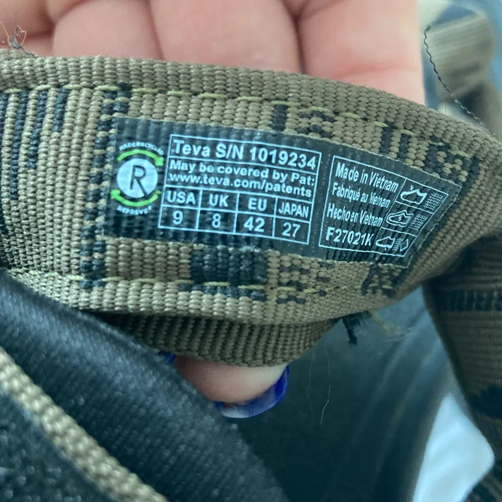 Teva Unisex HURRICANE XLT2 Sandals - Image 4