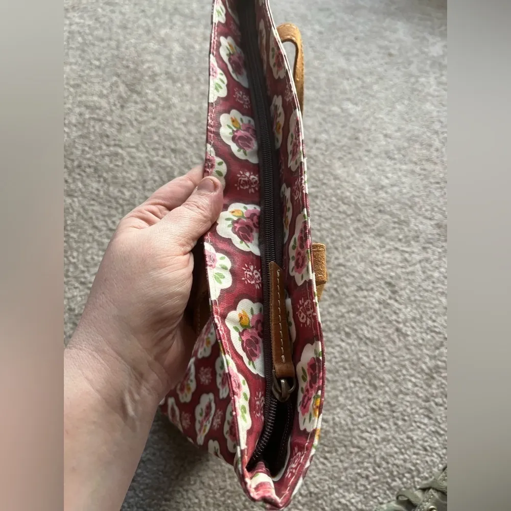 Vliving Red Rose Shabby Chic Leather Trim Tote Purse - Image 6