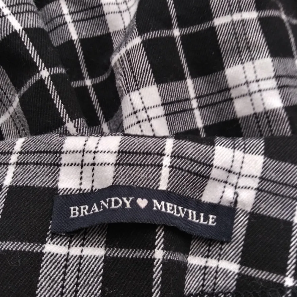 Brandy Melville Black Plaid Slit Hem Mini Skirt - Image 4