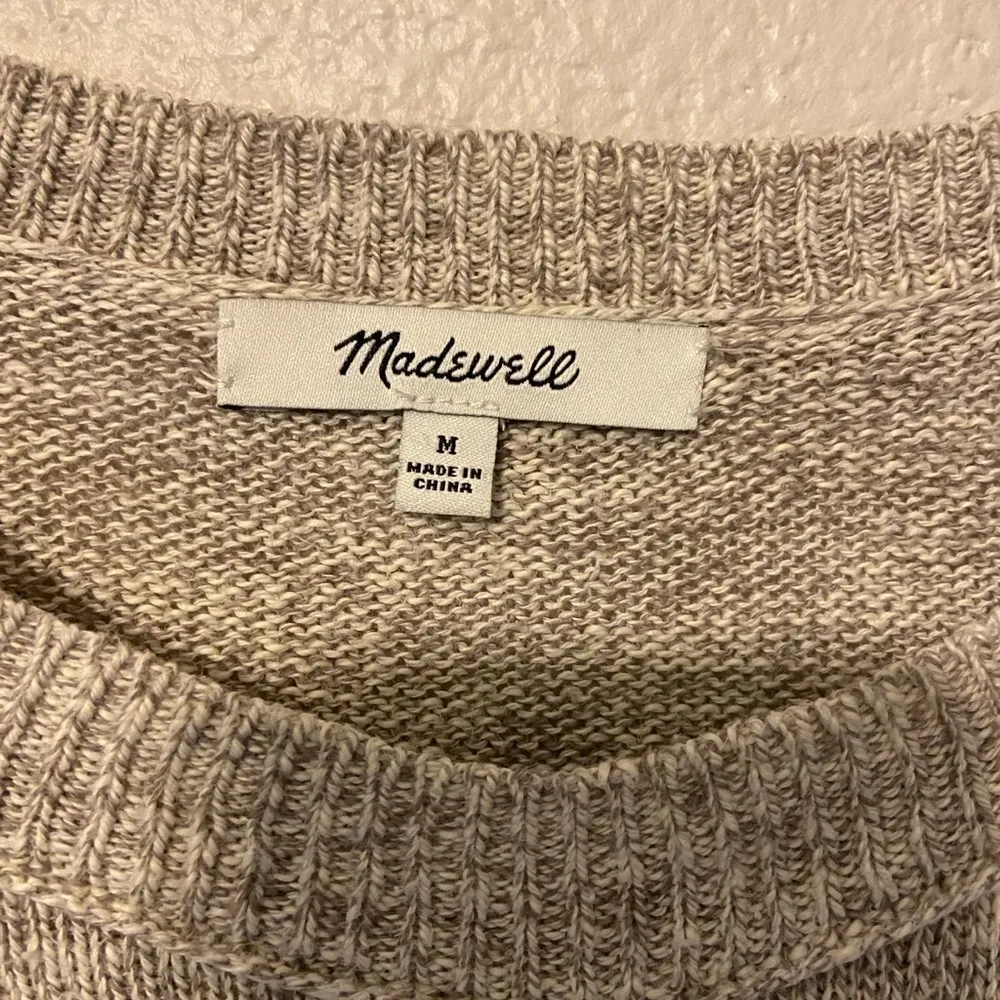 Knot-Front Sweater Shirt Size Medium - Image 3