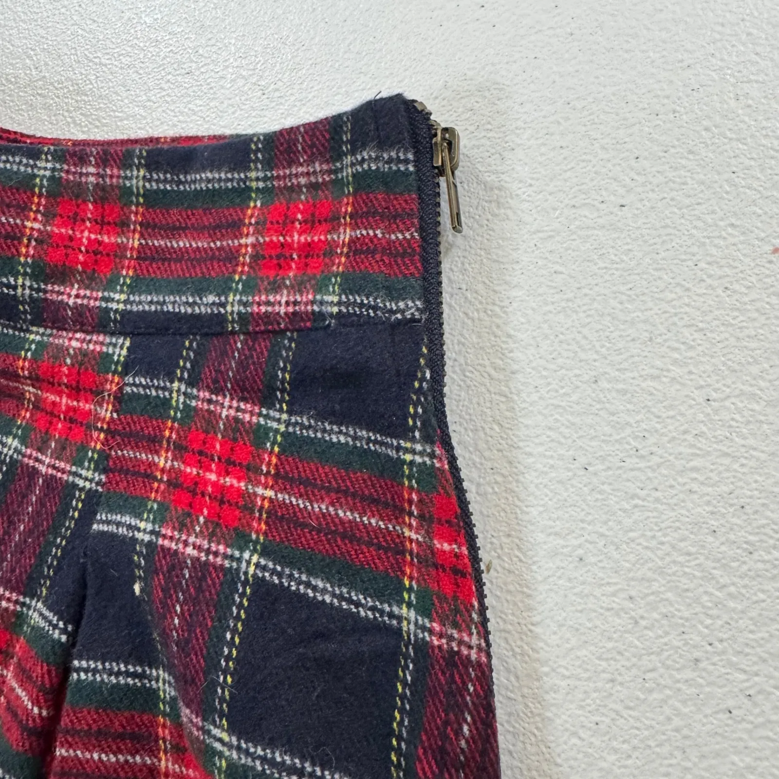 Chic Copper Key Plaid Pleated Mini Skirt Red Navy Green Sz S Schoolgirl Academia - Image 3