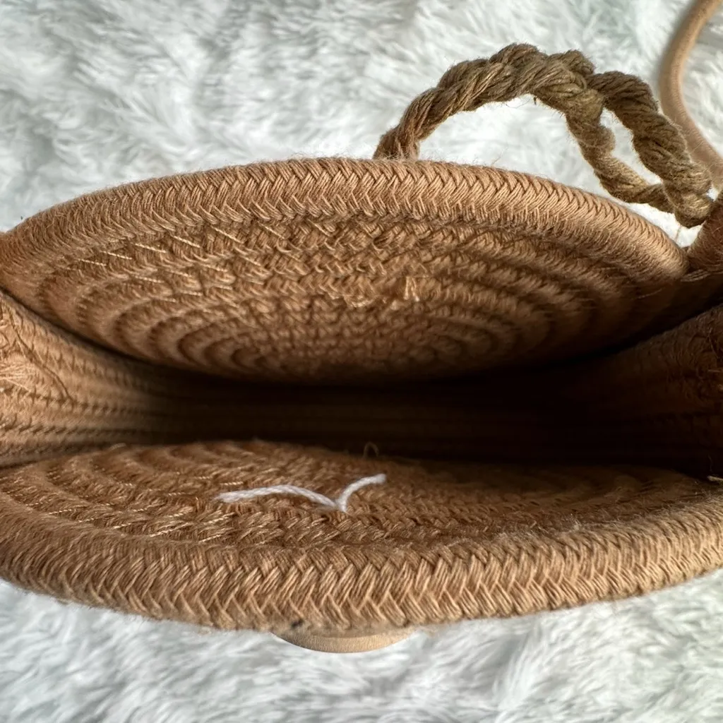 Round Tan Woven Bag - Image 4