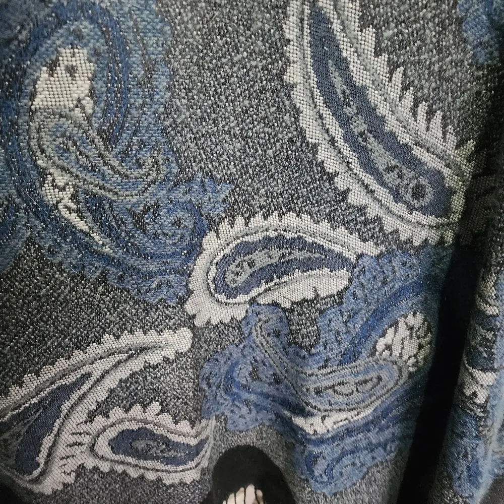 Black Blue Paisley Ruana Wrap with Fringe - Image 4