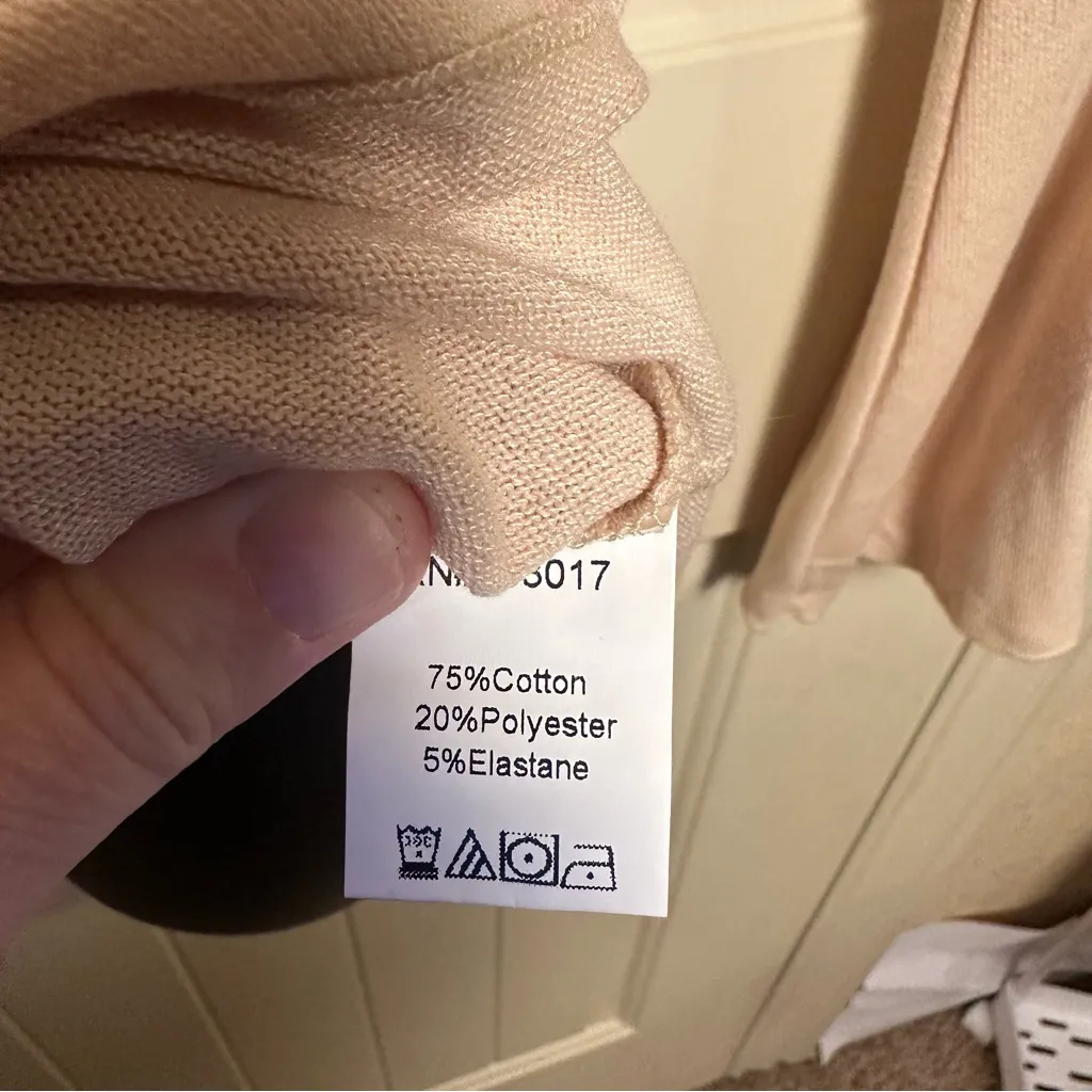 Princess Polly Macy Cardigan Beige Pearl Buttons Size 2 Flare Sleeve EUC $54 - Image 9