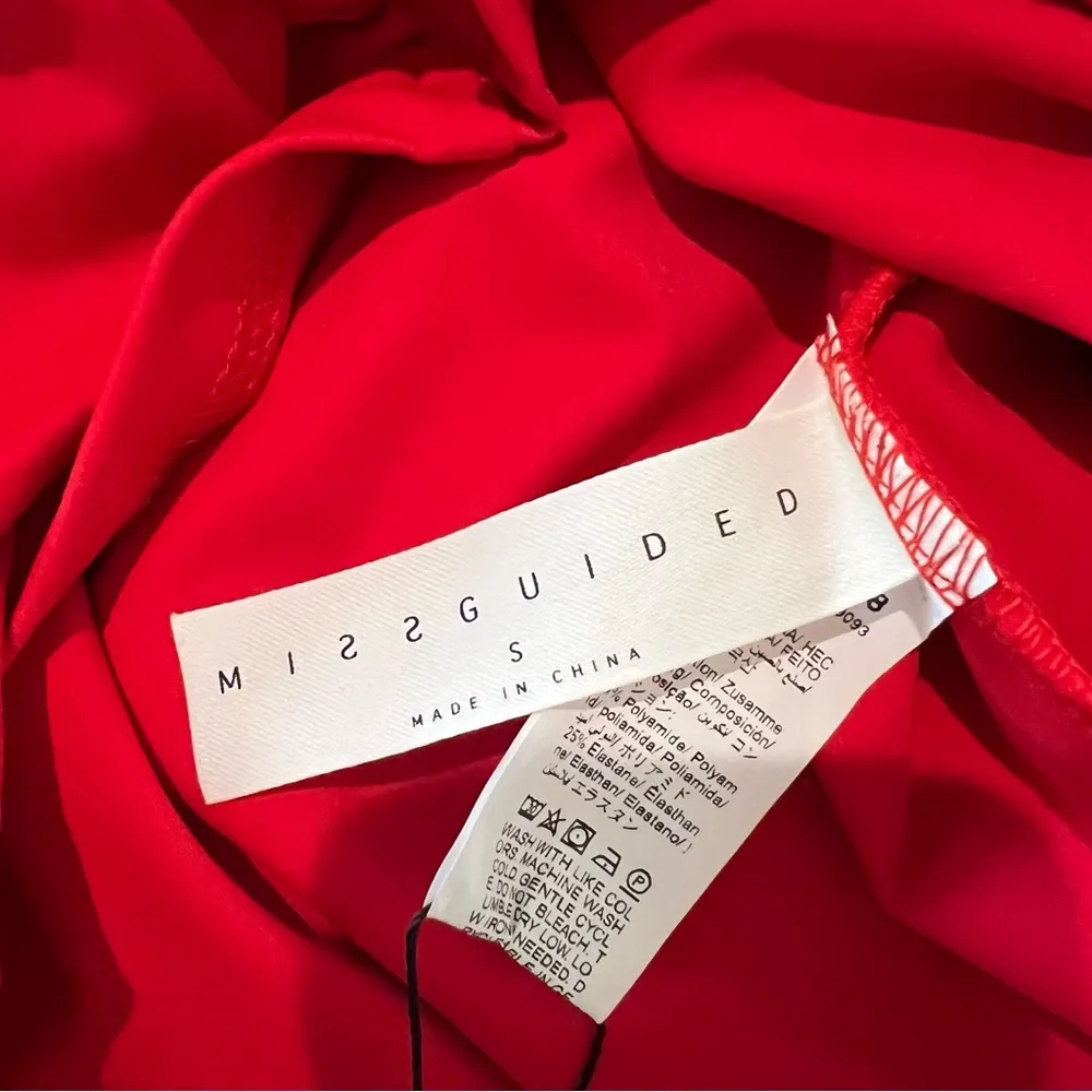 NWT ASOS Missguided Off the Shoulder Red Mini Dress Ruched Size Small - Image 5