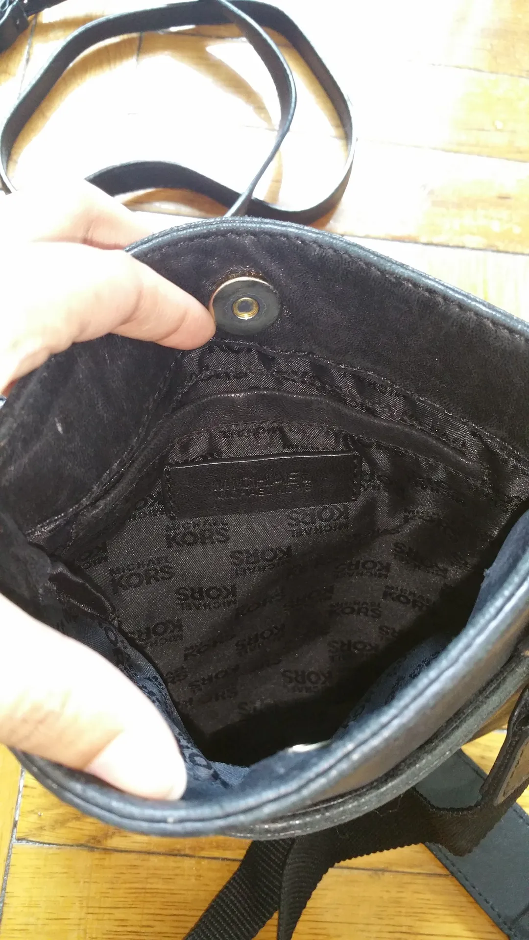 Leather Crossbody Bag - Image 3