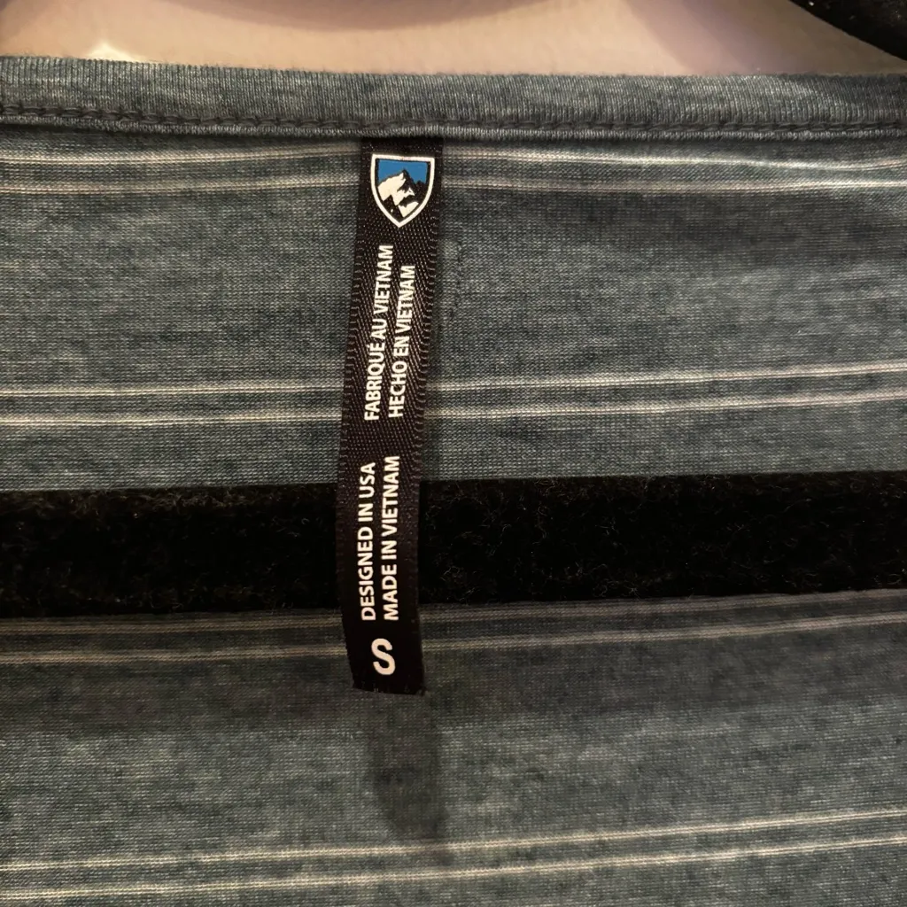 Kuhl Lisette Women's Shirt Melange Performance Fabric V-neck Striped Size Small - Image 4