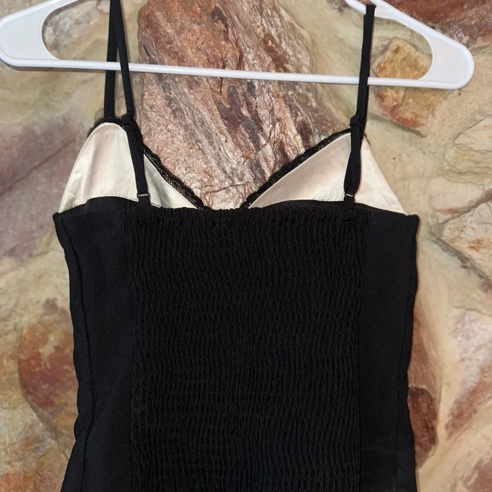 Commense Contrast Binding Lace Trim Cami Top size Small Black - Image 5