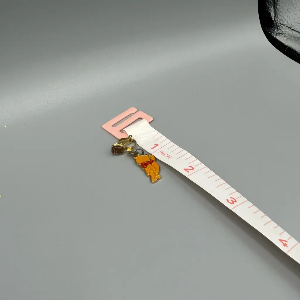 Vintage Disney Winnie the Pooh Enamel Clip Earrings - Image 8