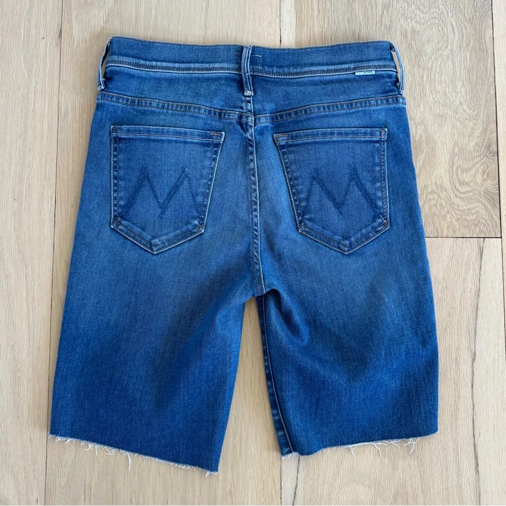 MOTHER The Super Cruiser Blue Moon Denim Jean Shorts (Cut) Size 27 - Image 3