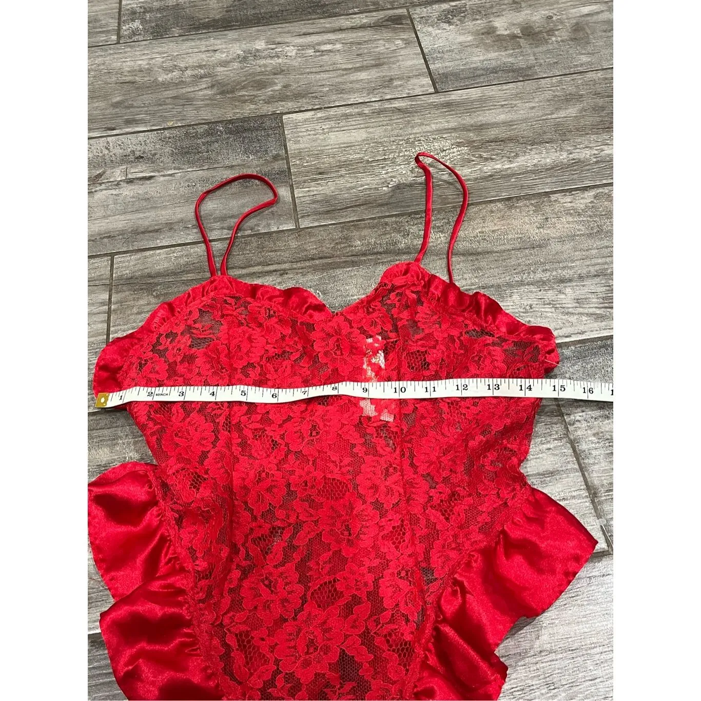 Vintage Gold Label Victorias Secret Red Lace Bodysuit Size Medium - Image 4