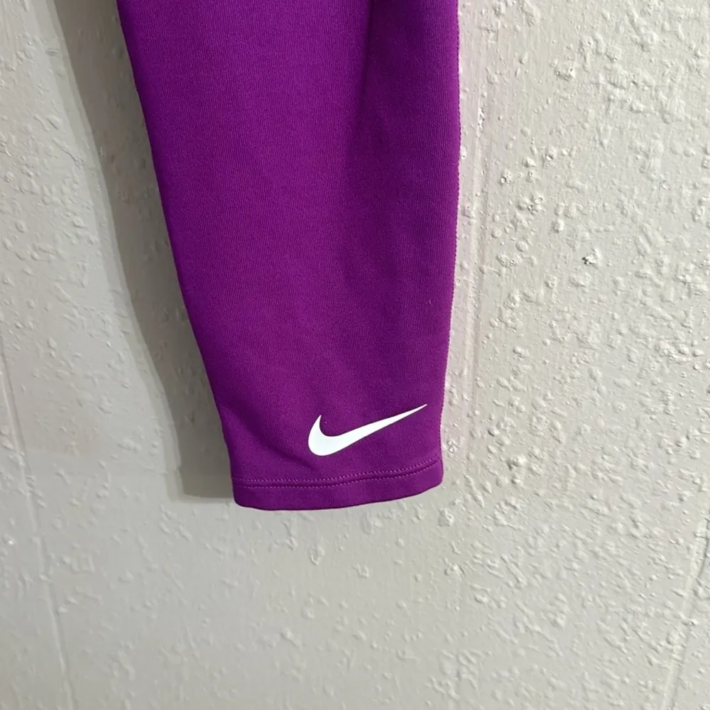 Nike Pro Dri Fit Capri Leggings - Image 2