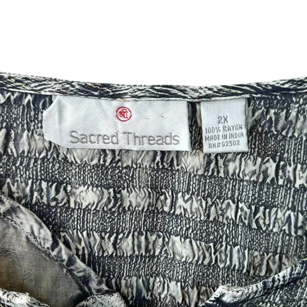 Sacred Threads  Patchwork Textured Top Gray Mixed Fabric Size 2X - Image 6