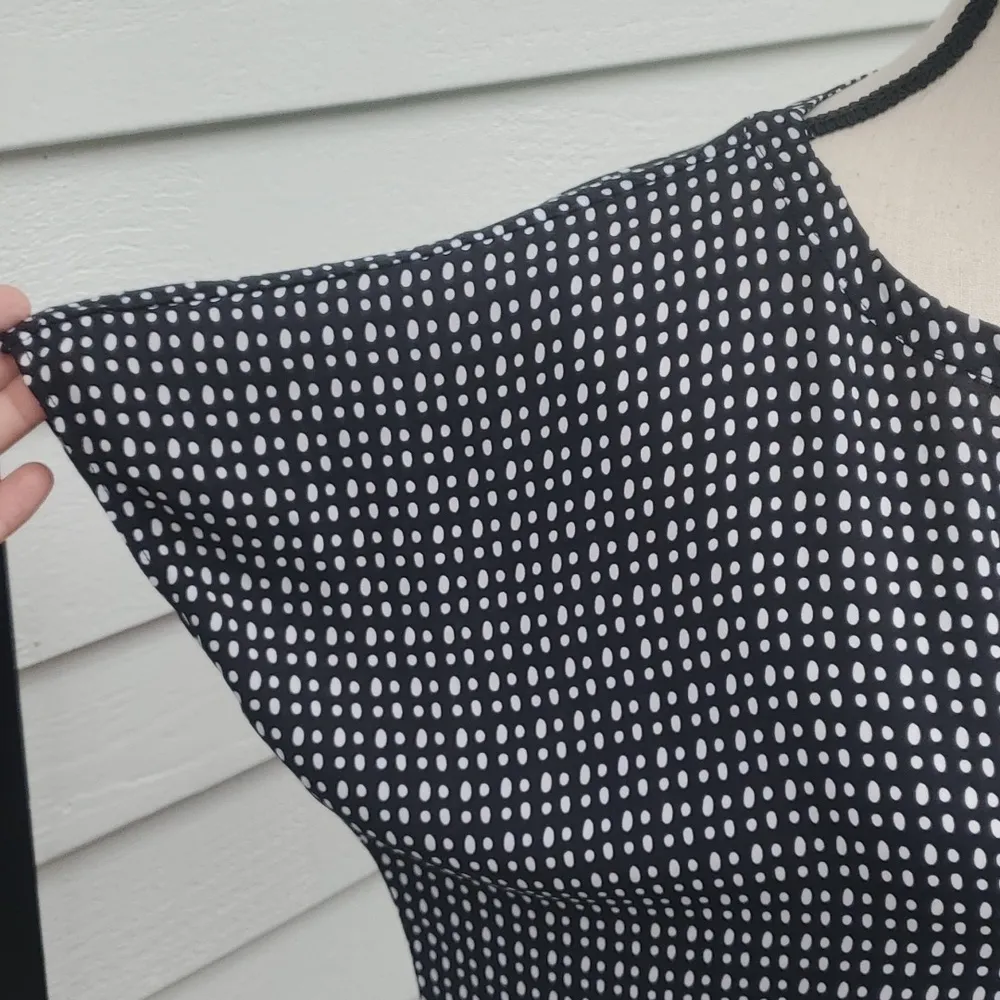 Loft Polka Dot V-Neck Mixed Media Short Sleeve Blouse - Image 5