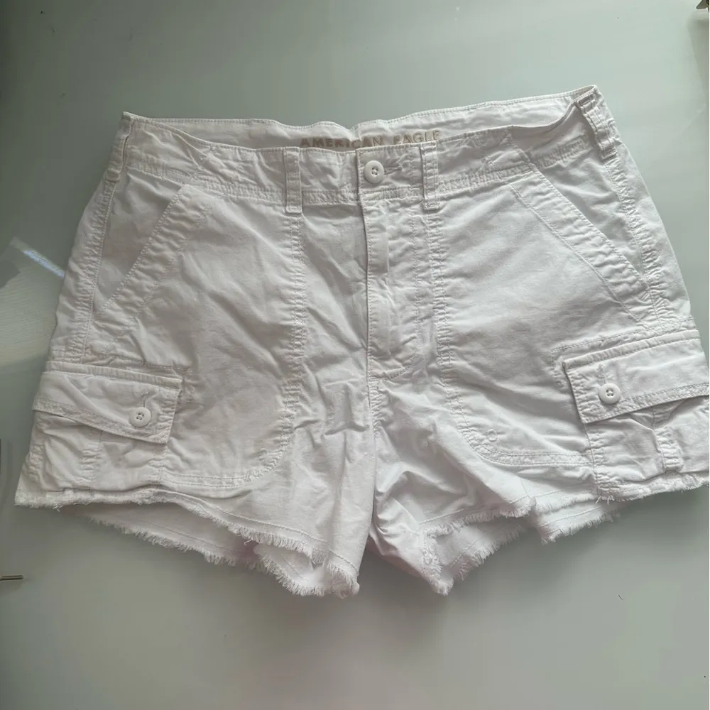 American Eagle Outfitters White Jean Shorts - Image 3