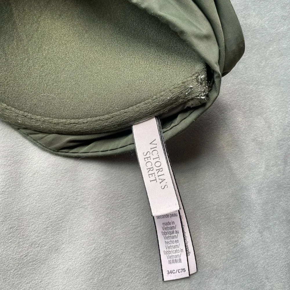 victoria’s secret front clasp bra - Image 2