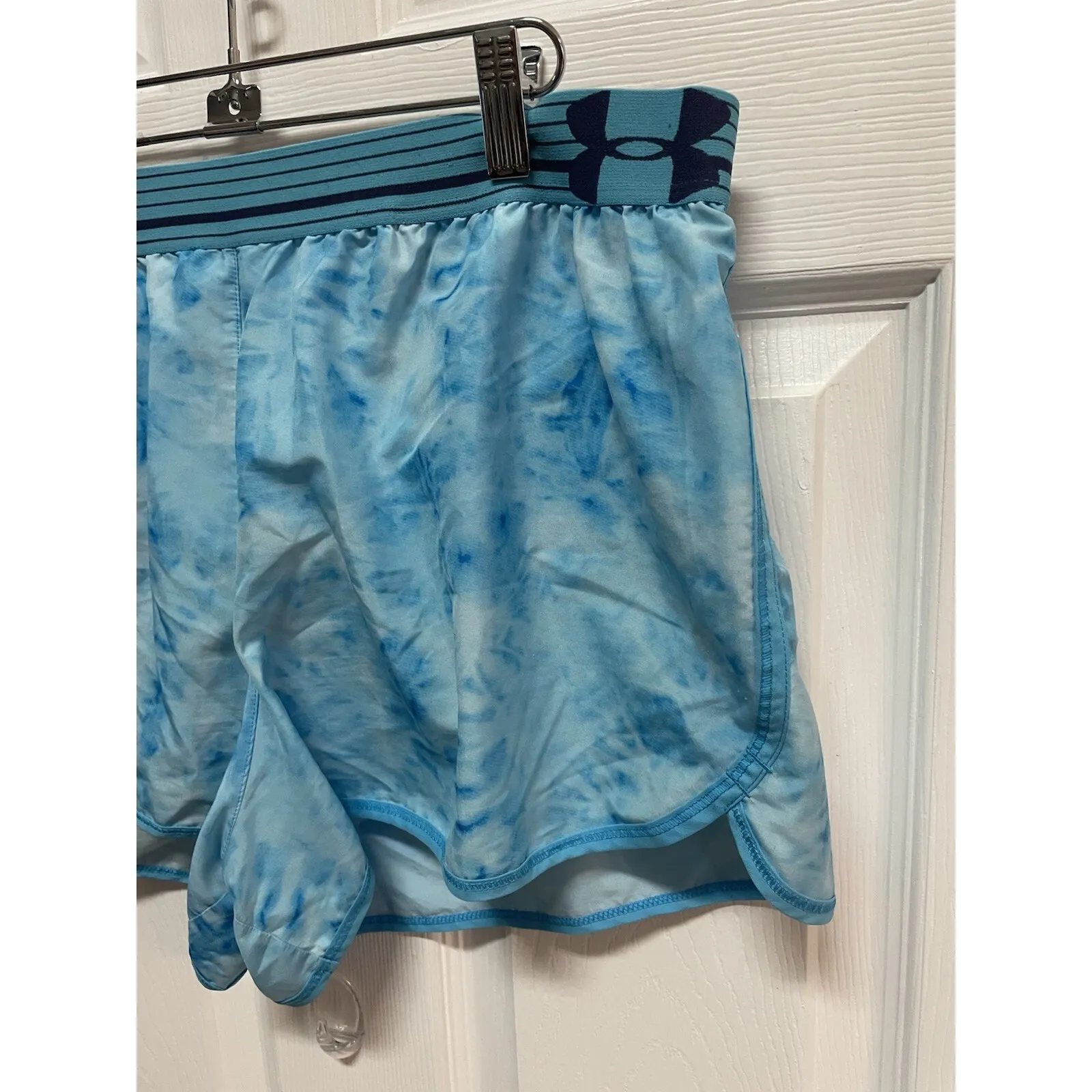 Under Armour Womens Perfect Pace Running‎ Shorts Heatgear 1254029 XL - Image 2