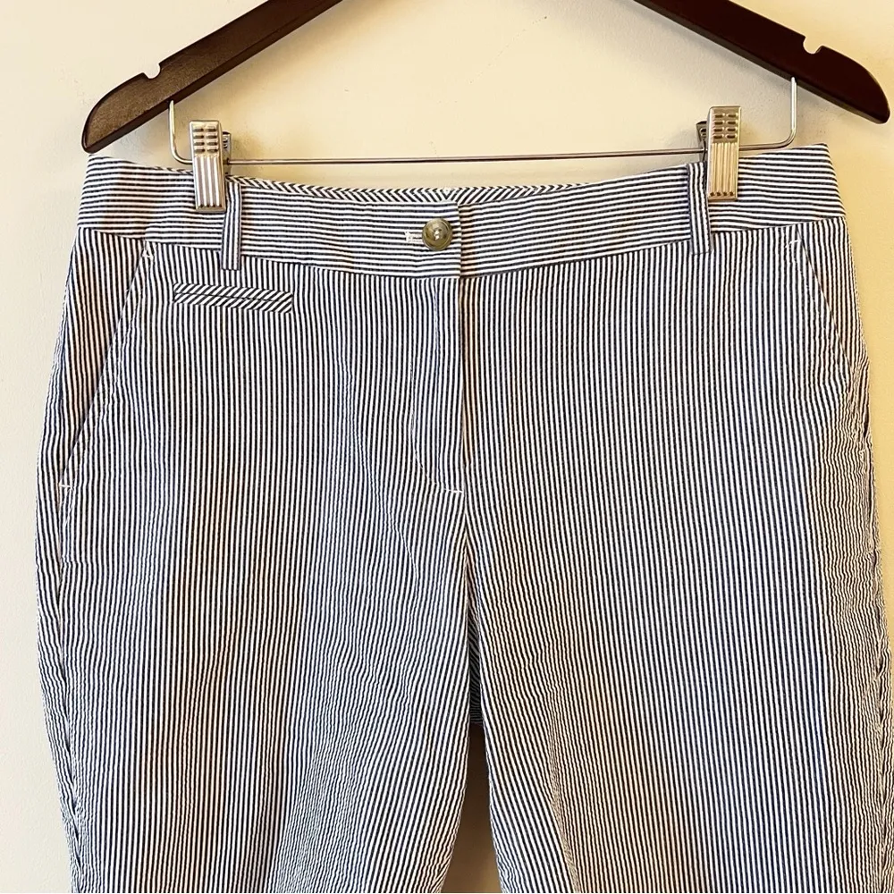 Talbots Relaxed Chino Seersucker Shorts Bermuda Length Size 10 Blue/ white - Image 2
