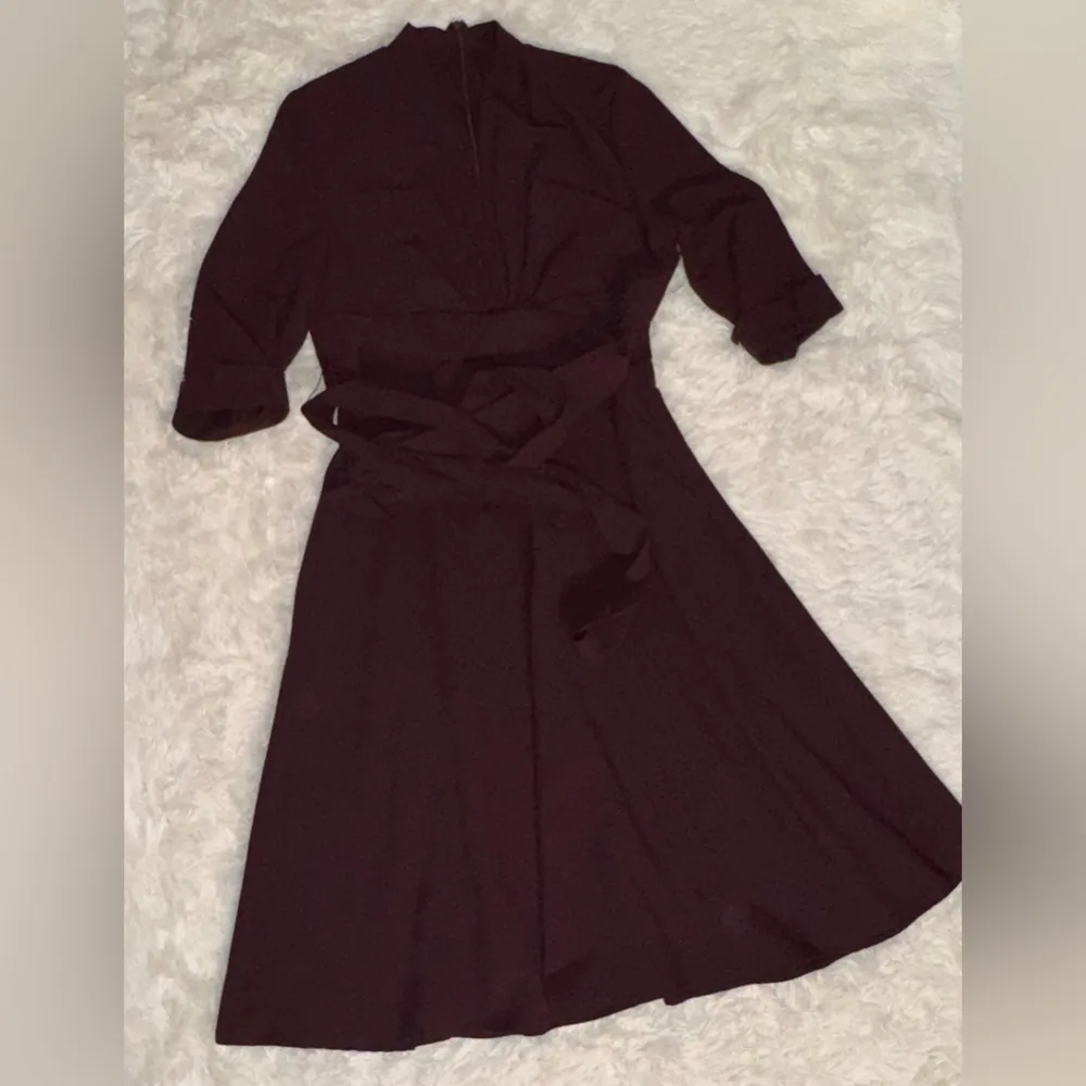 NWOT Black Halo Joan Turtleneck Long-Sleeve Belted oxblood Dress sz 4 - Image 4