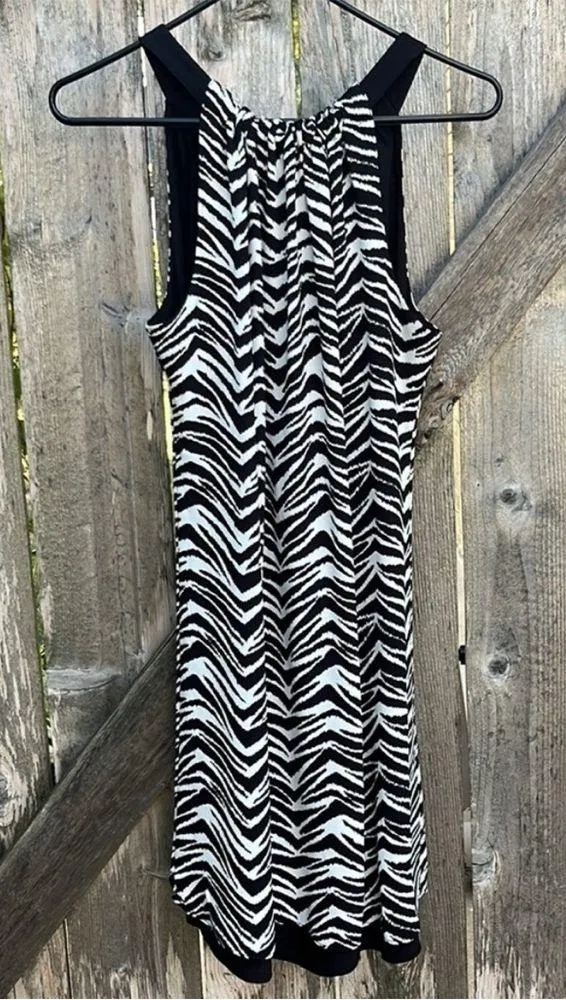 NWT White House Black Market Ultimate Reversible Geo/Solid Shift Dress - Image 5