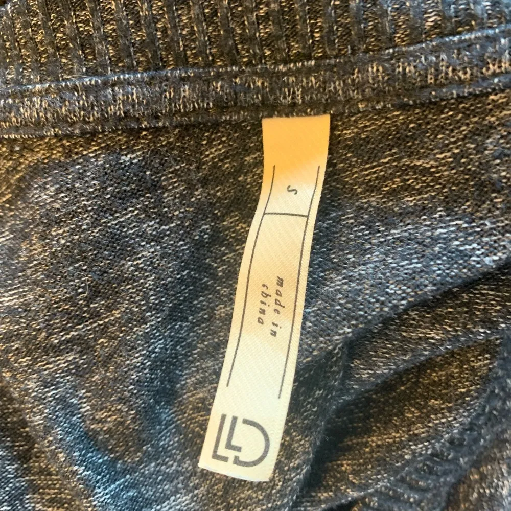 Live Love Dream Workout Top Aeropostale Womens Small Stretchy Lounge Long Sleeve - Image 4