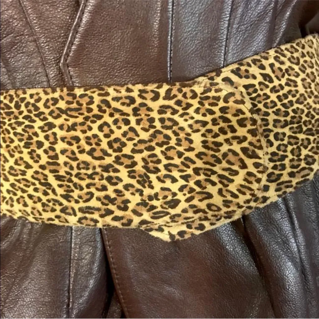 VINTAGE 1980'S KANAR BROWN LEATHER ANIMAL PRINT JACKET (M) Size M - Image 10