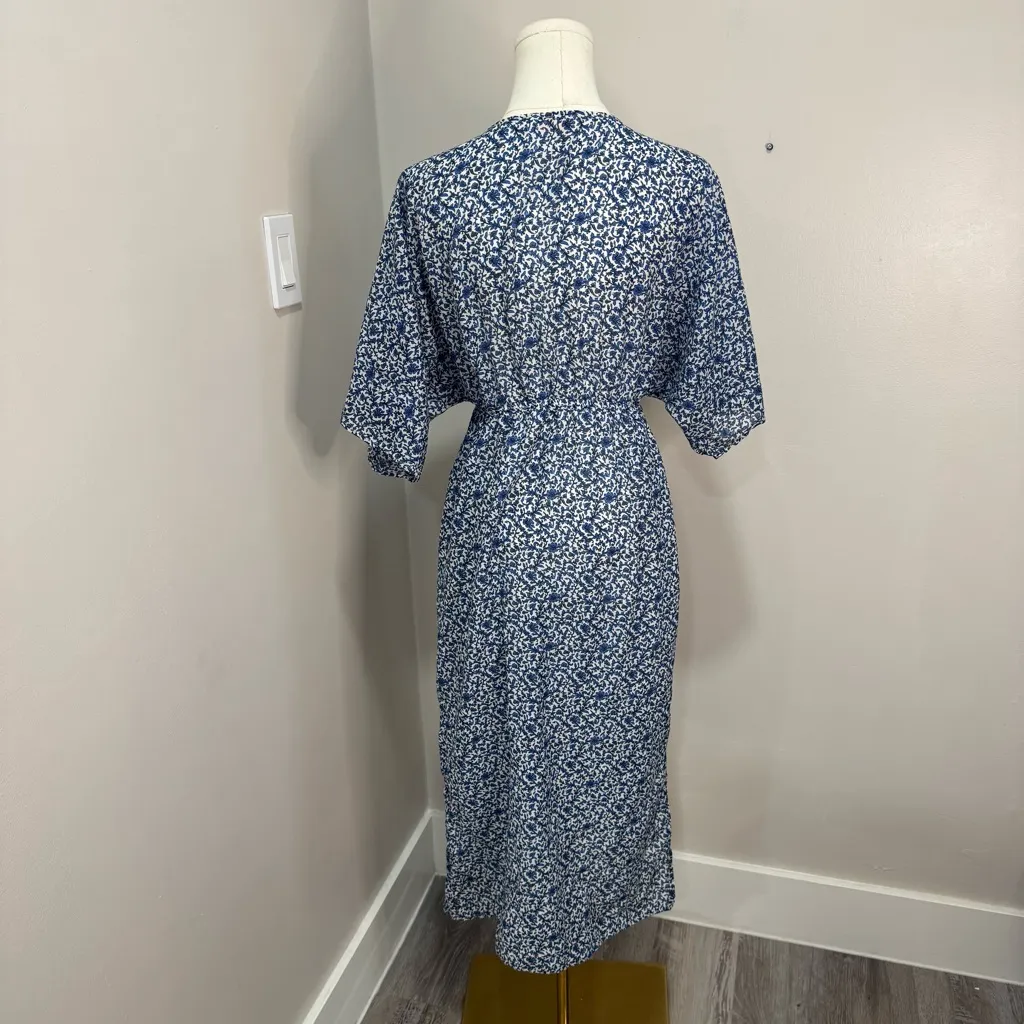 Tory Burch Blue and White beach cover up Floral Dress small - Image 4