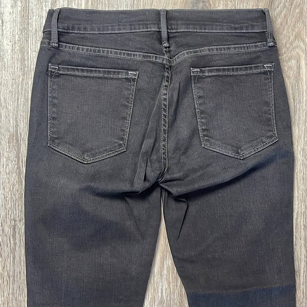 Frame Le Skinny Double Raw Edge Jeans in Carlton Studs Size 30 - Image 16