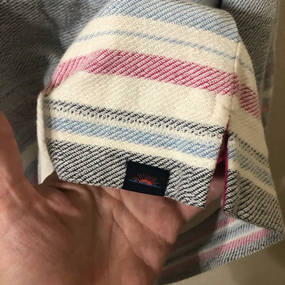 Faherty Byron Bay Hoodie Sweatshirt Bloom Paradise in Gray, Pink & Blue Sz Small - Image 3