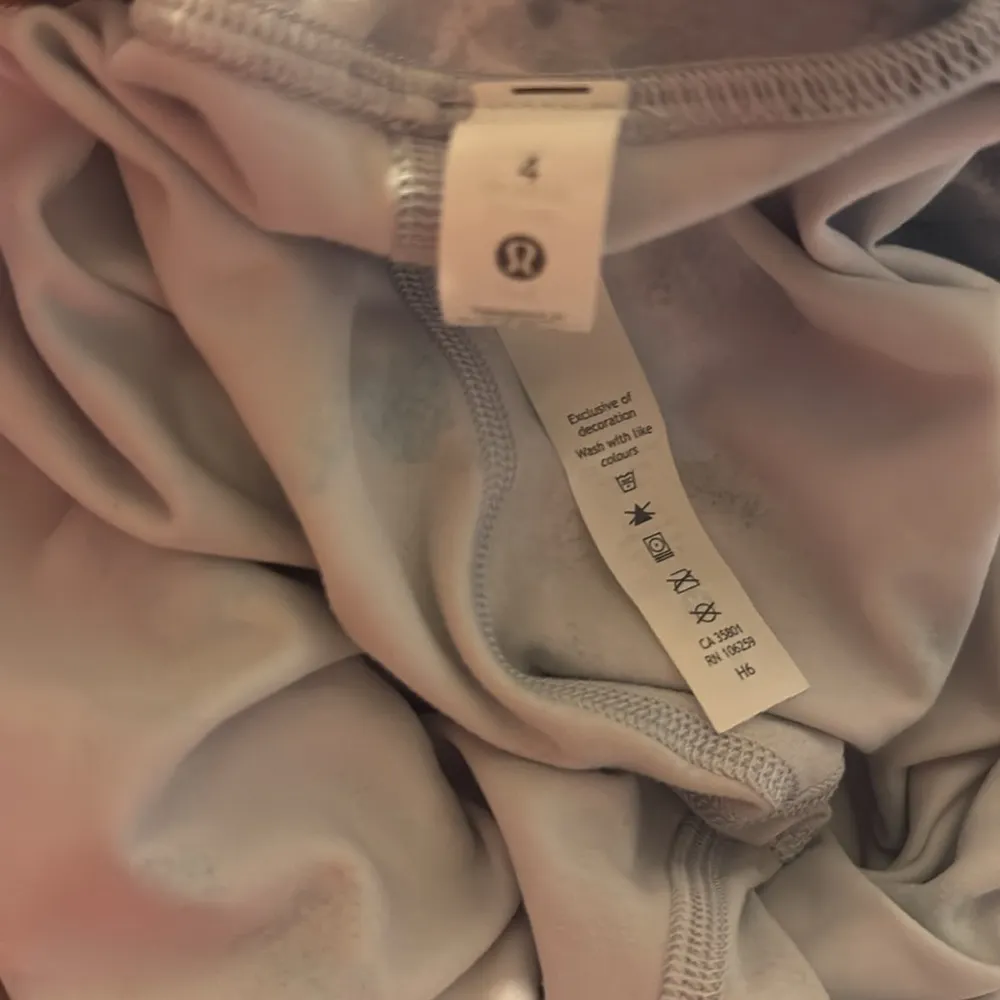 LULULEMON Align Short High rise Kaleidofloral Womens Workout Shorts size 4 - Image 5