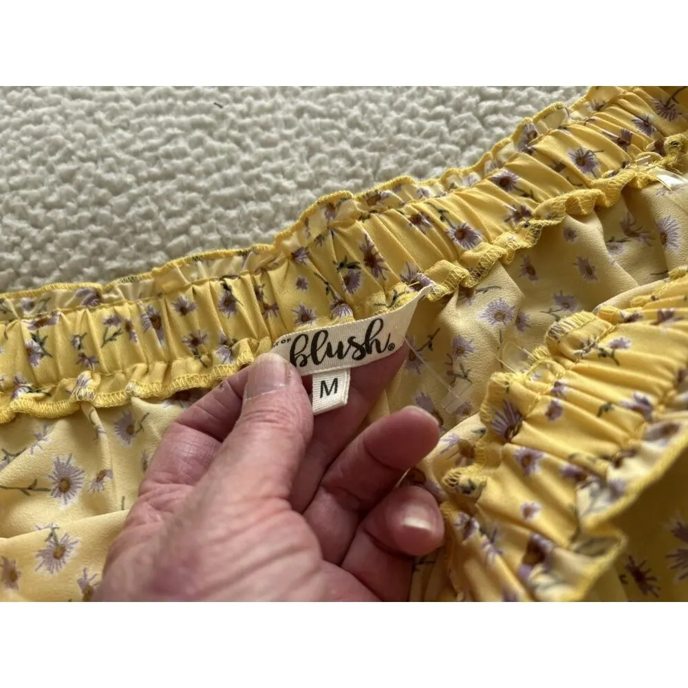 Hint Of Blush Yellow Ditsy Flower Off the shoulder Short Sleeve Mini Dress Sz M - Image 5