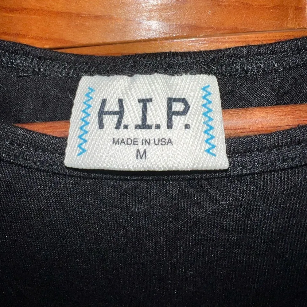 H.I.P. lightweight sleeveless tank with open back size medium - Image 3