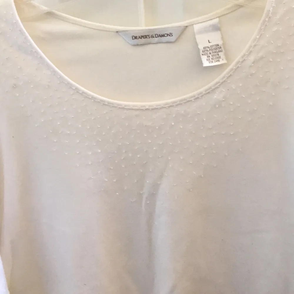 FINAL MARKDOWN Ladies drapers and Damon’s tee large - Image 3