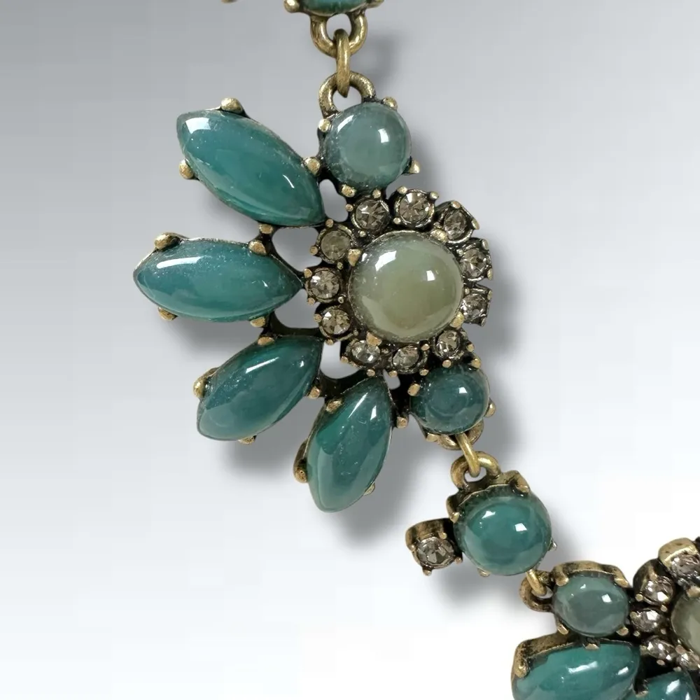 Vintage J.Crew Statement Necklace Gray Blue Gold Rhinestone Signed Retro 50s 60s - Image 4