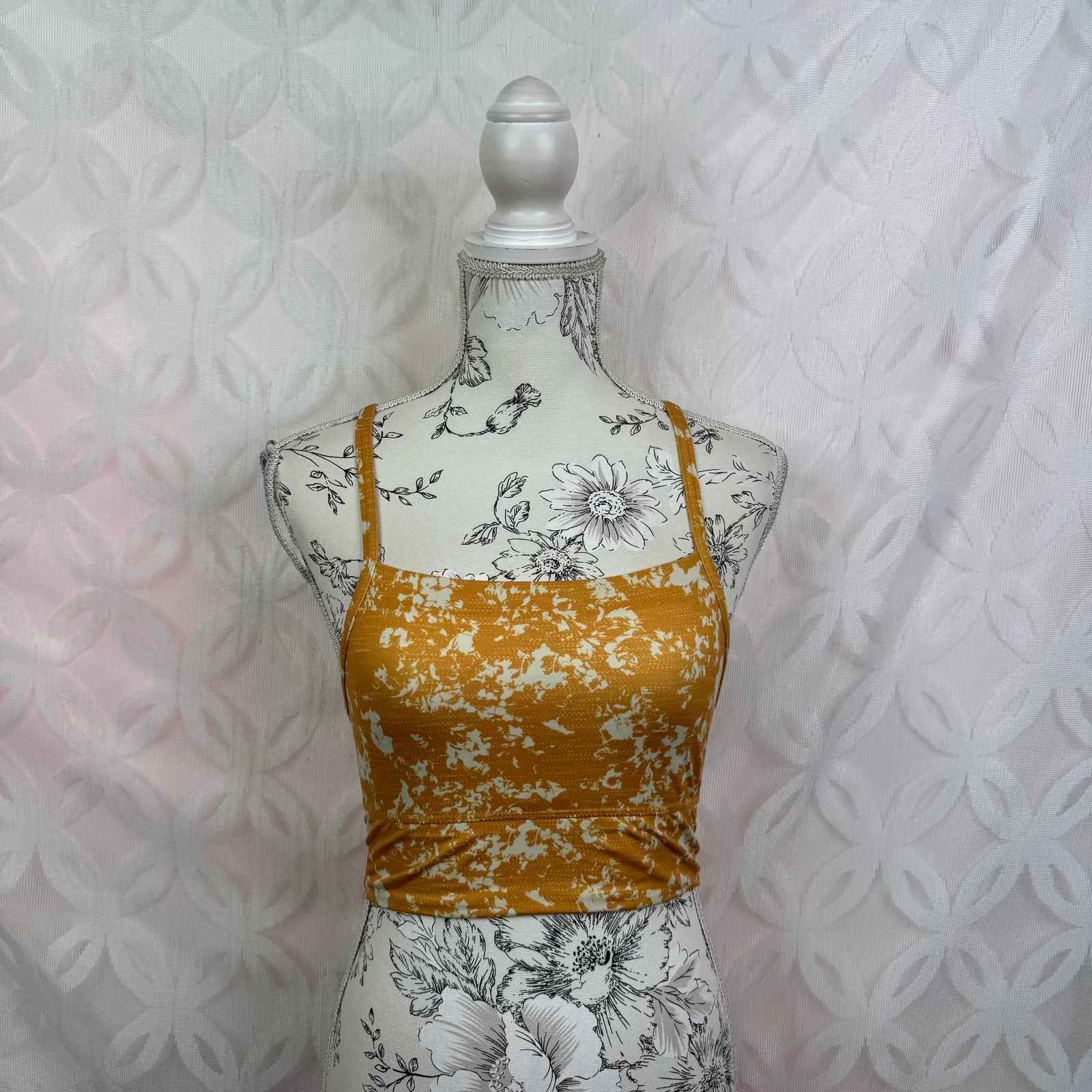 prAna Salix‎ Floral Cross Back Sport Bra Size XS - Image 8