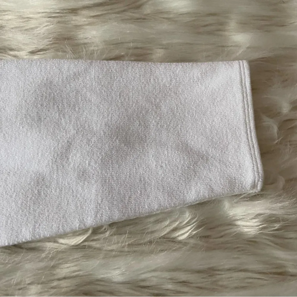 Good American White Micro Rib Scoop Neck Medium Coverage Long Sleeve Bodysuit - Image 83