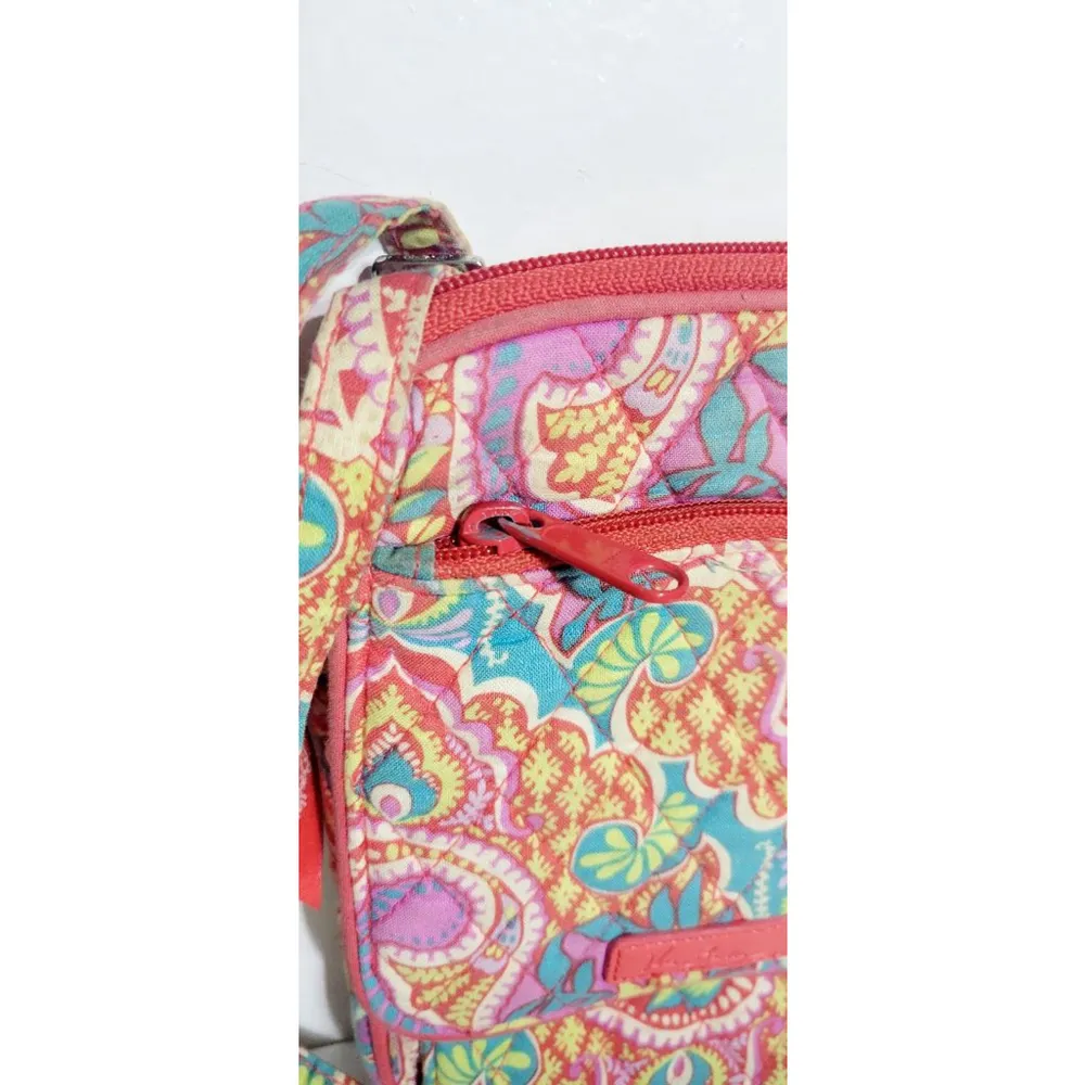 Vera Bradley small paisley print crossbody bag - Image 3