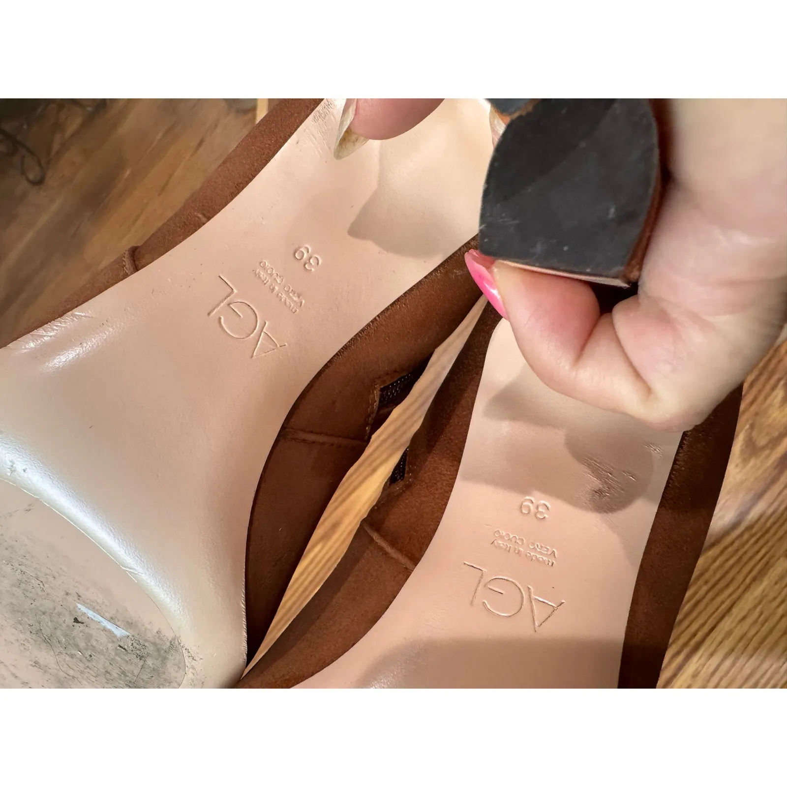 AGL Milly Brown Suede Knee - Image 9