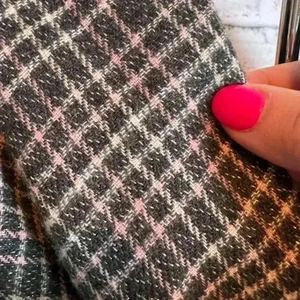 Lauren Conrad‎ scarf charcoal pink white silver fringe new with tags - Image 3