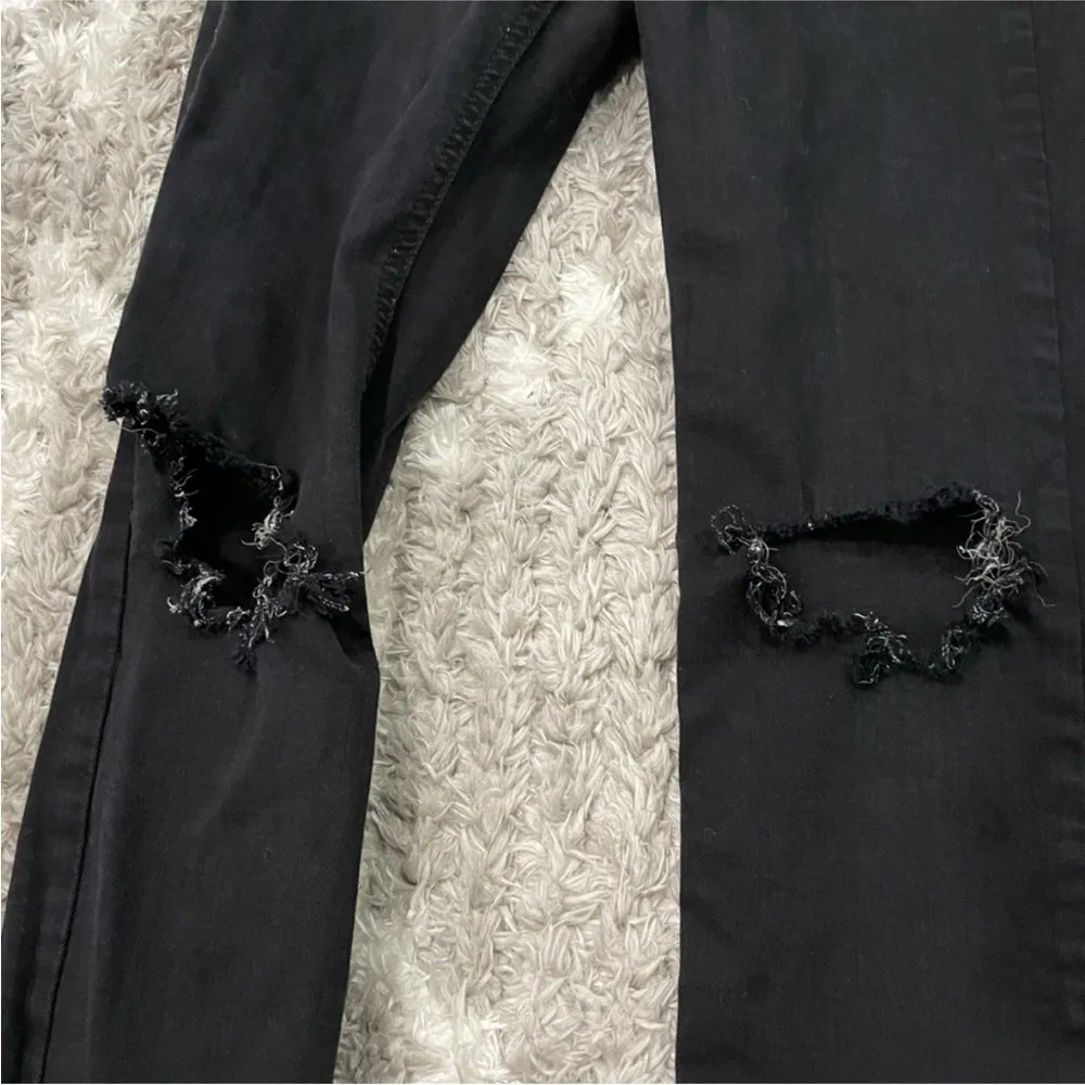 Topshop Jamie High Rise Distressed Raw Hem Skinny Jeans - Image 3