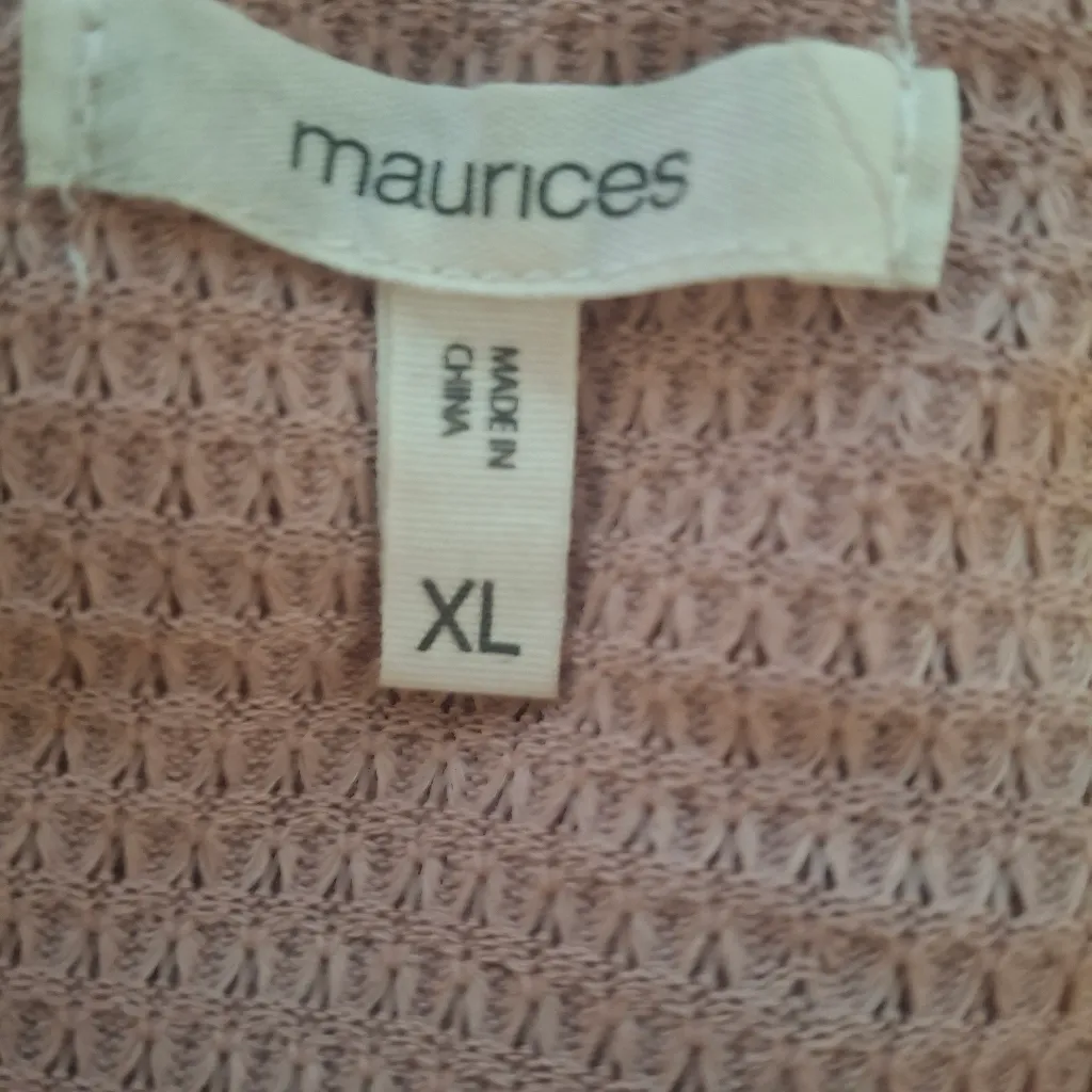 Maurices XL Pink V-Neck Sweater with Lace Sleeves - Image 10