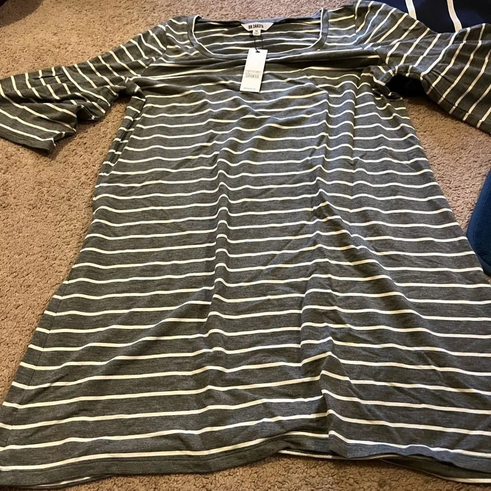 NWT BB dakota striped dress M - Image 2