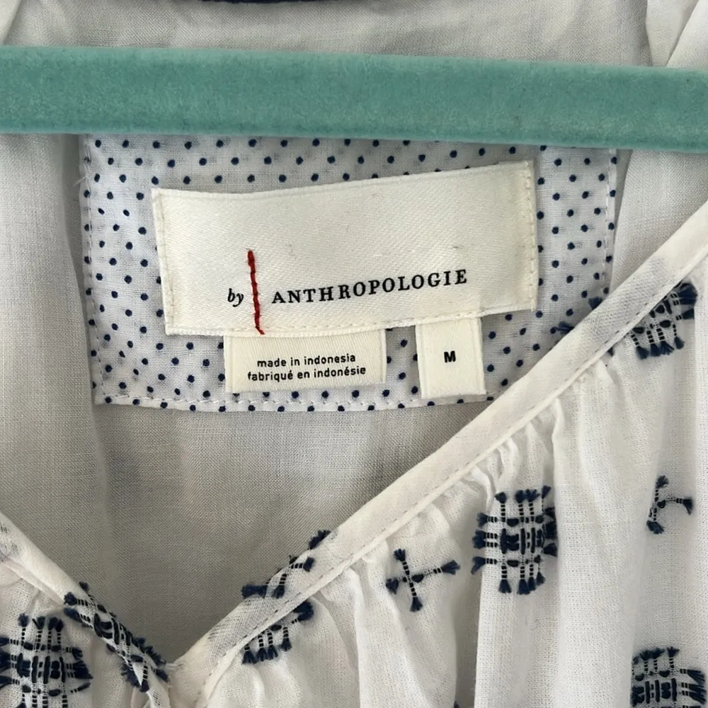 Elegant White and Blue cotton patterned Dress by Anthropologie dress.  Size M - Image 4
