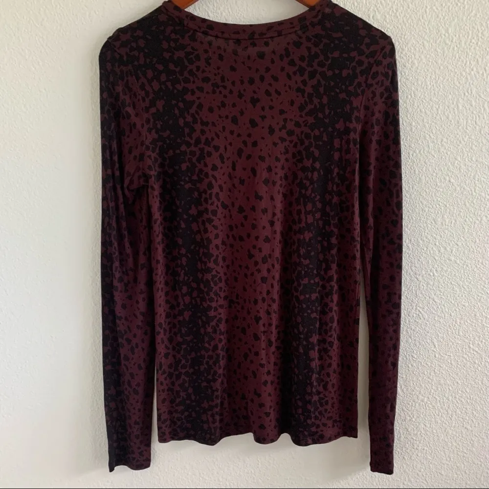 Vince Leopard Print Crew Neutral Animal Print Vibe Top Long Sleeve XS - Image 3