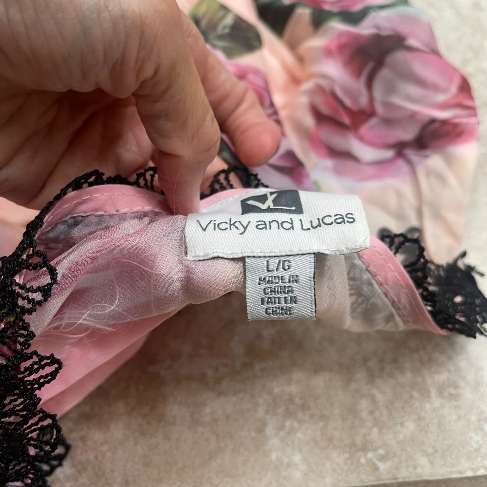 Vicky and Lucas Maxi Dress Floral Rose Print Black Lace Trim Lined Womens L/G Pink Size L - Image 7