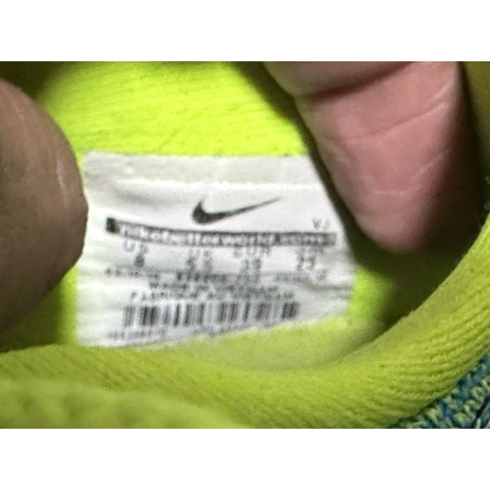 Nike Roshe One Flyknit Voltage Green Running Shoes Size 8 - Image 6