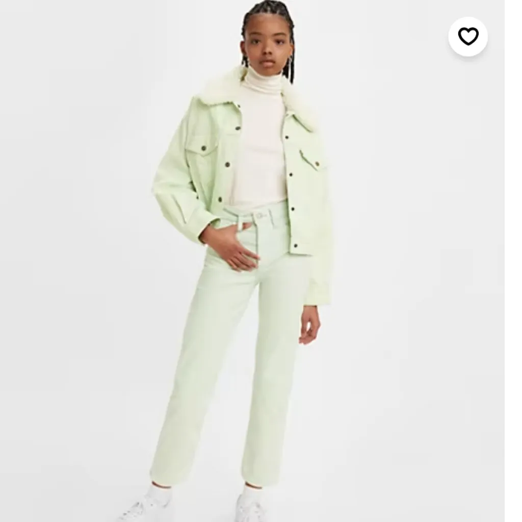 NWT LEVI'S WEDGIE STRAIGHT FIT CORDUROY WOMEN'S PANTS Mist Green 26X26 - Image 2