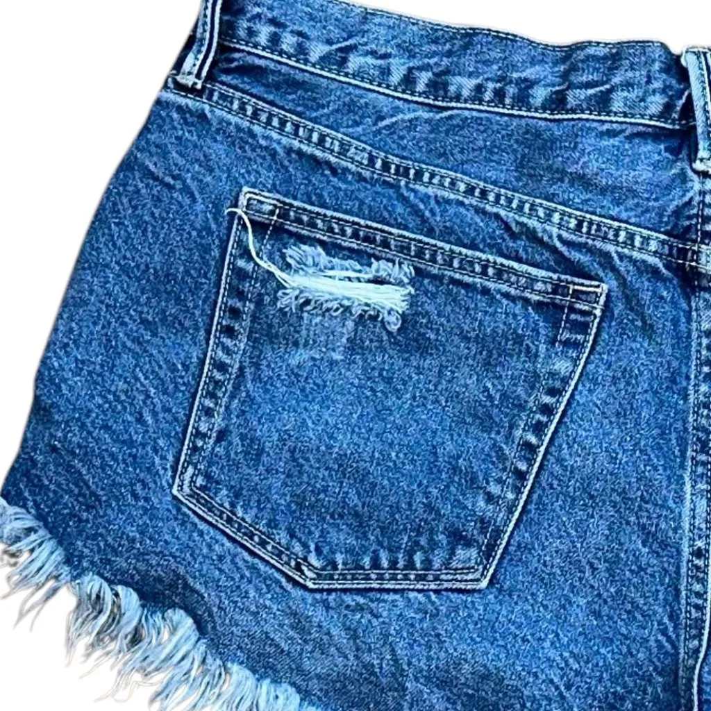 We The Free  Button Fly Cut Off‎ Denim Distressed Shorts Size 31 - Image 5