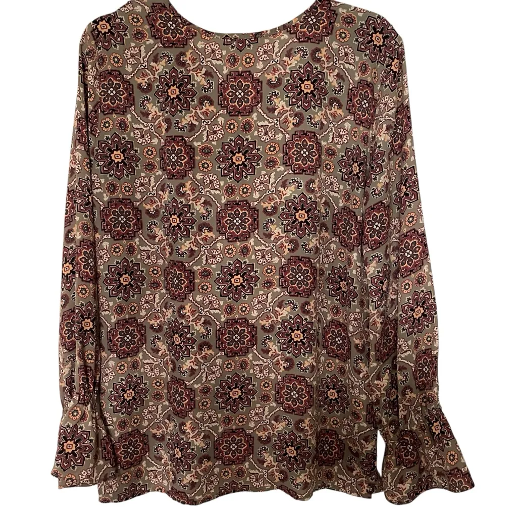 Loft Outlet Boho Ruffle Top Women Medium Bell Sleeve Purple Gray Black V Neck - Image 2