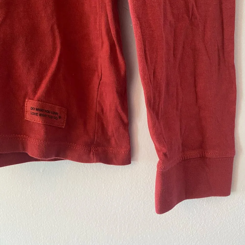 Life Is Good Women's size Large Grinch Christmas Red Cotton Long Sleeve Shirt - Image 4